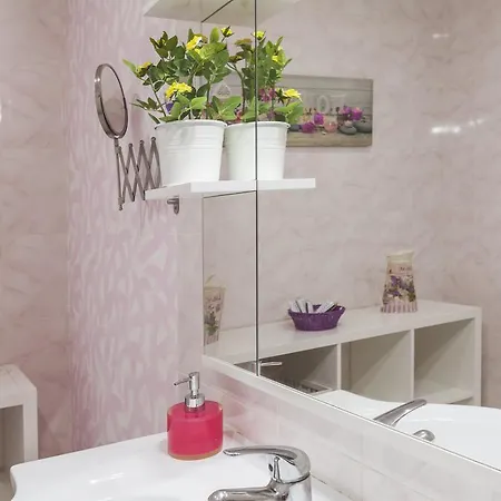 Oliveira's Place Apartment