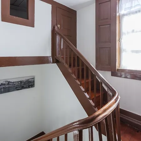 Oliveira's Place Apartment *